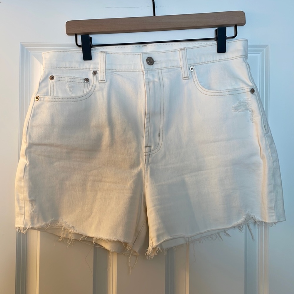Gap womens 4” high rise short